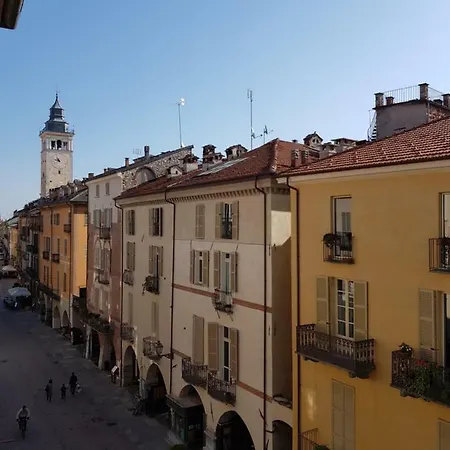 Casa Francesco Battista * Cuneo